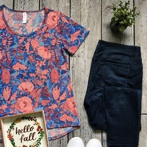 LuLaRoe floral Classic T-shirt